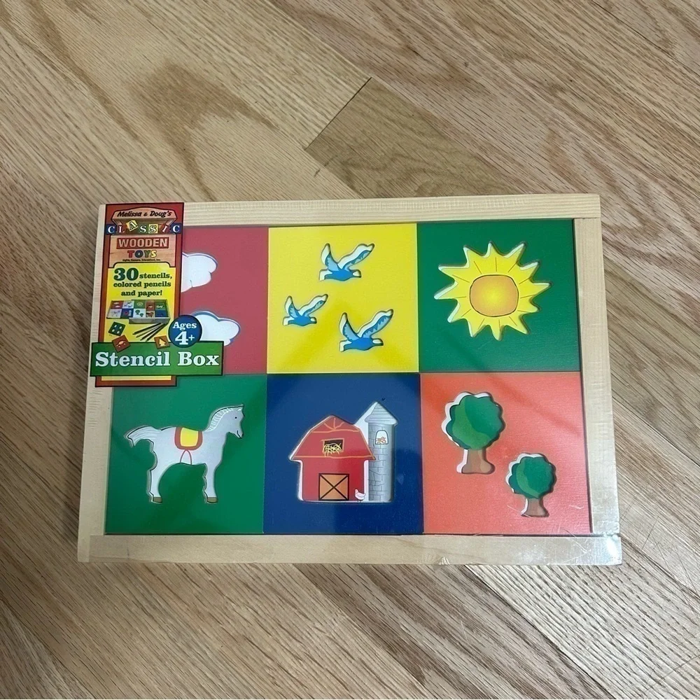 Vintage Melissa & Doug Wooden Toys Stencil Box NEW Colored Pencils Paper